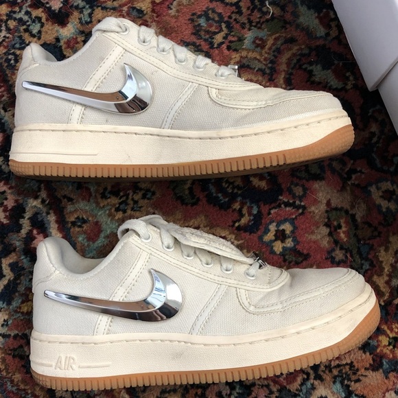 Travis Scott Air Force 1’s - Picture 3 of 4